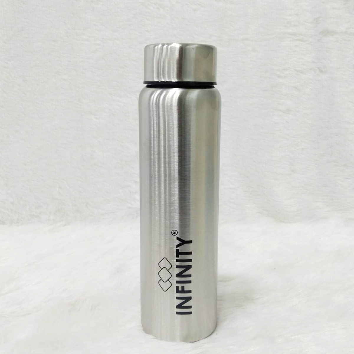 Durable Infinity Artic vacuum insulated stainless steel water bottle, 1000ml volume