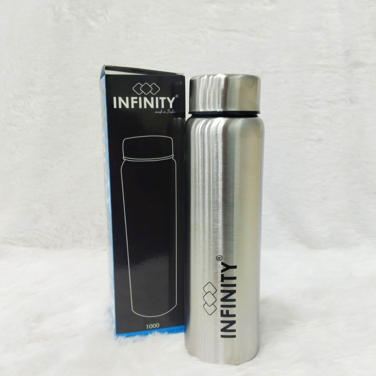 Infinity Artic 1000ml vacuum insulated stainless steel water bottle for everyday use